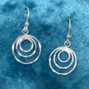 Elizabeth Jewelry - Sterling Silver Triple Circle Drop Earrings