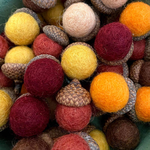 Oakwind Hollow- Felted Wool Acorns Assorted