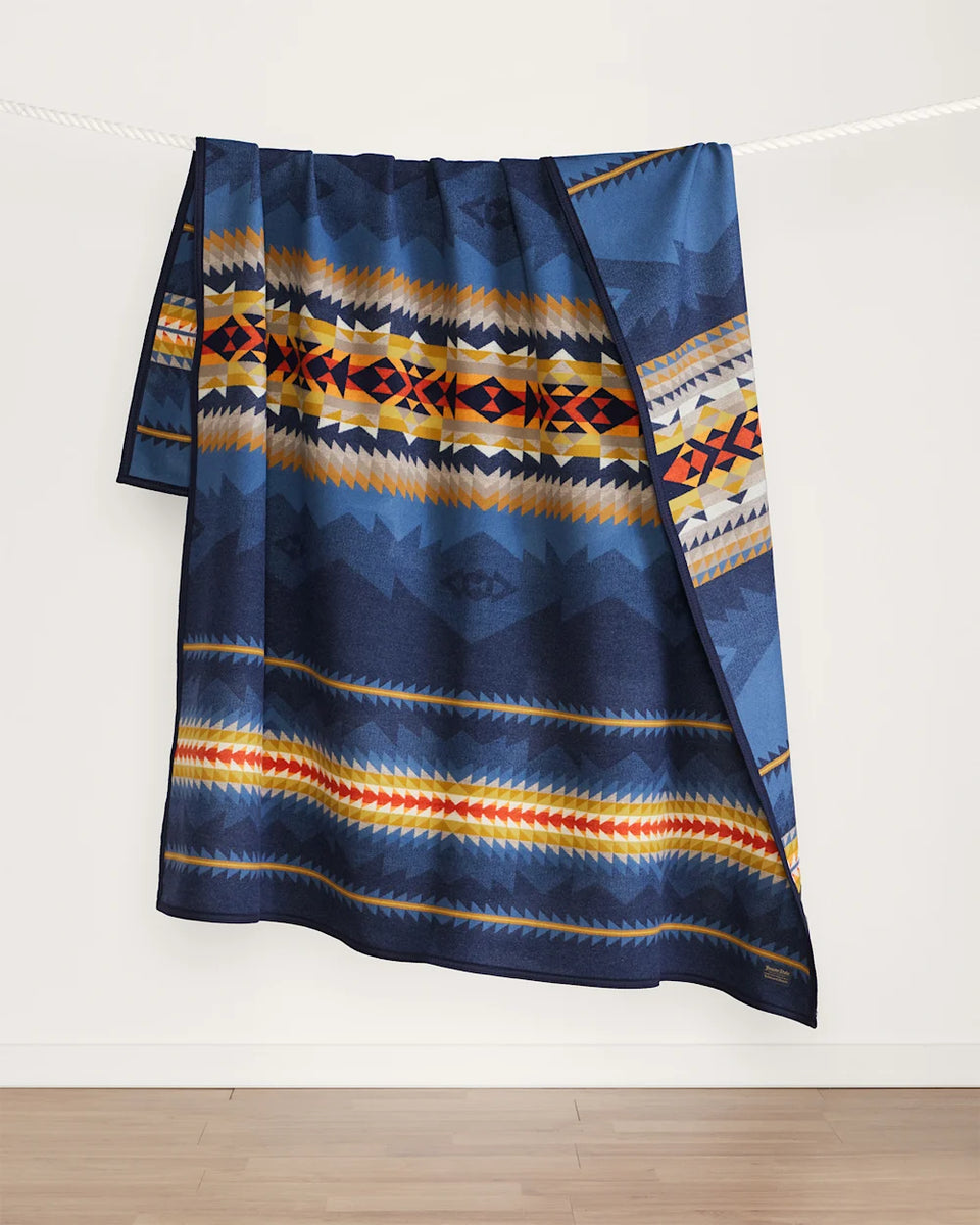Pendleton - Jacquard Unnapped Robe - Cascadia – Sass at Home