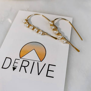 Derive - Mini Pearl Threader Earrings