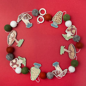 The Woodsy Craft Co. - DIY Craft Kit -Mushroom Garland