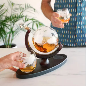 Viski- Globe Themed Decanter & Tumblers Set