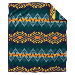 Pendleton - Jacquard Napped Robe - Wildland Heroes